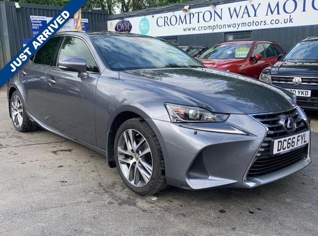 2017 LEXUS IS