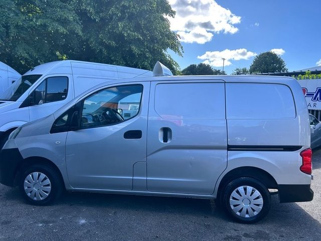 View our NISSAN NV200