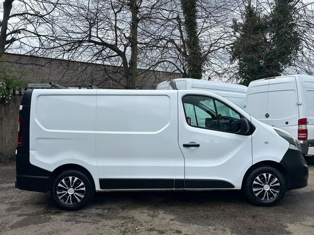 View our VAUXHALL VIVARO