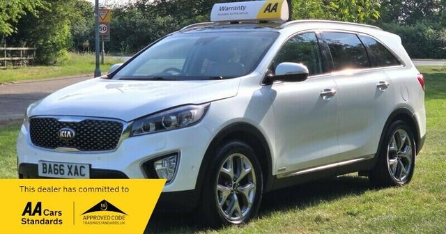 View our KIA SORENTO