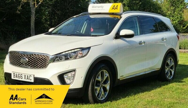View our KIA SORENTO