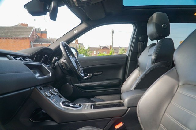 View our LAND ROVER RANGE ROVER EVOQUE