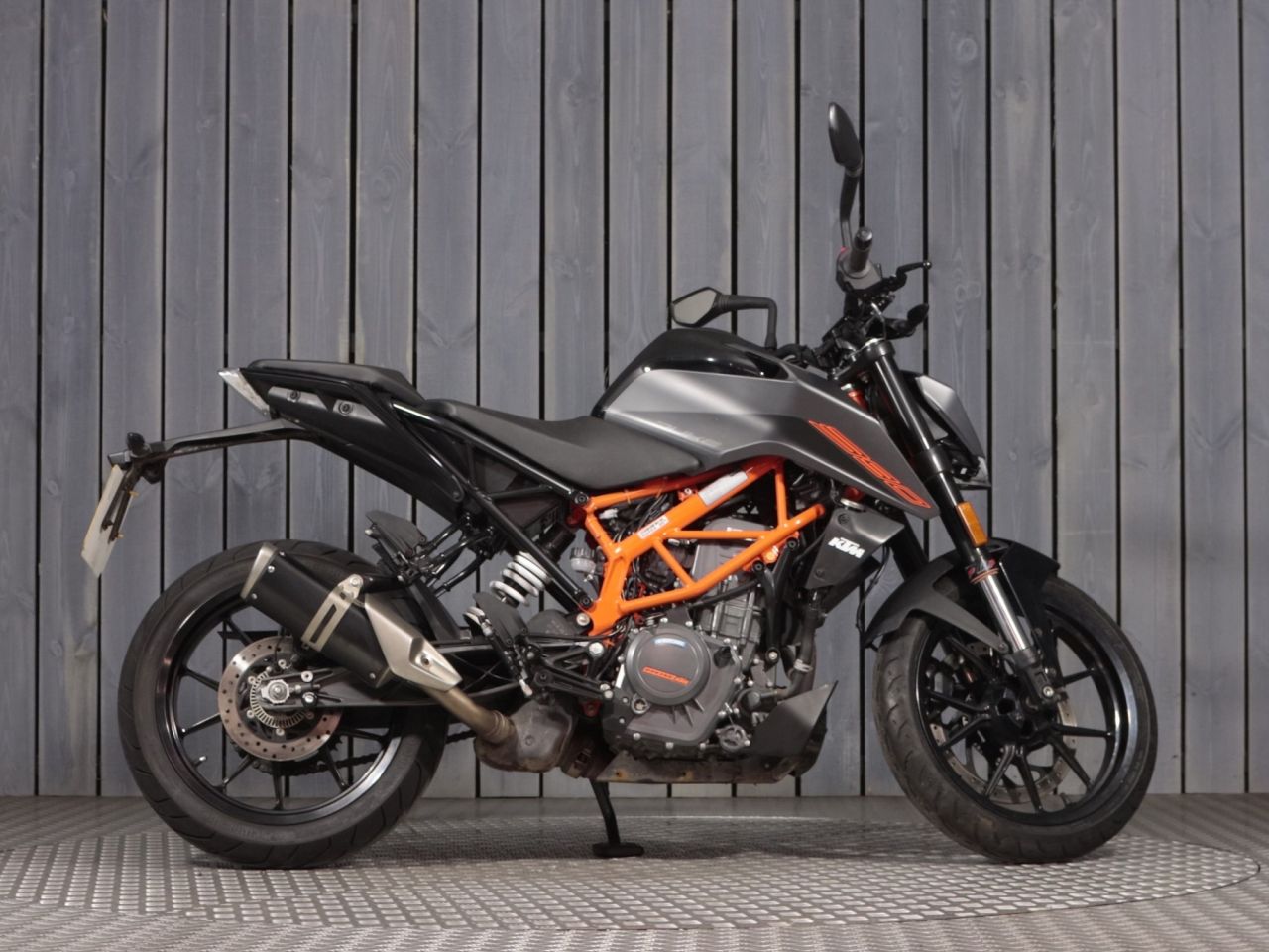 KTM 390 DUKE
