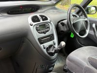 USED 2009 09 CITROEN XSARA PICASSO 1.6i 16V Desire MPV 5dr Petrol Manual (172 g/km, 110 bhp) Full MOT, 2 Keys, FSH