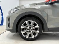 USED 2018 18 KIA STONIC 1.6 CRDi First Edition SUV 5dr Diesel Manual Euro 6 (s/s) (108 bhp) Gorgeous Stonic  "First Edition" with Lovely Spec, SATNAV, CarPlay, Parking Camera, Privacy Glass, 61000 Miles Kia Service History & up to 74MPG