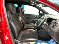 USED 2019 69 RENAULT CAPTUR 1.3 TCe ENERGY S Edition SUV 5dr Petrol Manual Euro 6 (s/s) (130 ps) Gorgeous Low Mileage Great Spec Captur with Good Service History. SATNAV, CarPlay, Parking Camera, Privacy Glass, Cruise Control & 38000 Miles