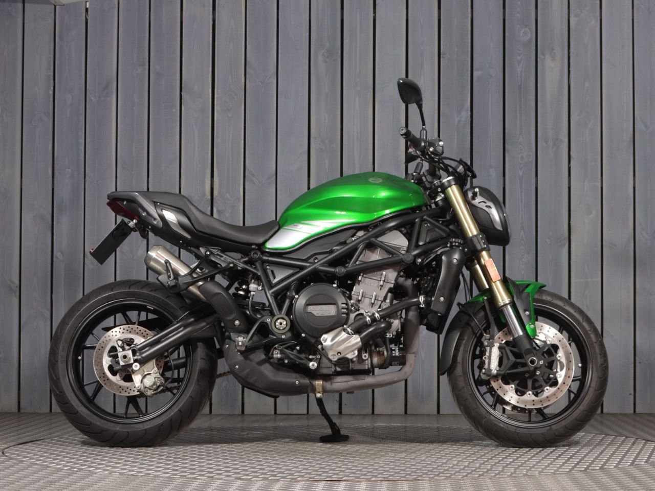 BENELLI 752 S