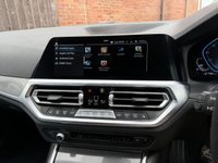 USED 2021 71 BMW 3 SERIES 2.0 330e 12kWh M Sport Pro Edition Touring 5dr Petrol Plug-in Hybrid Auto Euro 6 (s/s) (292 ps) Full Service Hist | 19" Alloys