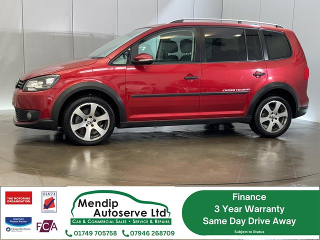 View our VOLKSWAGEN TOURAN