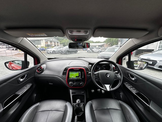 View our RENAULT CAPTUR