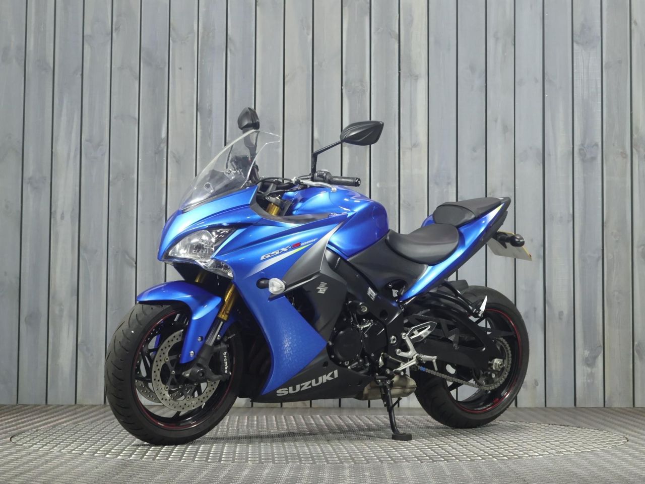 SUZUKI GSX-S1000F