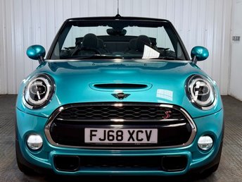 View our MINI CONVERTIBLE