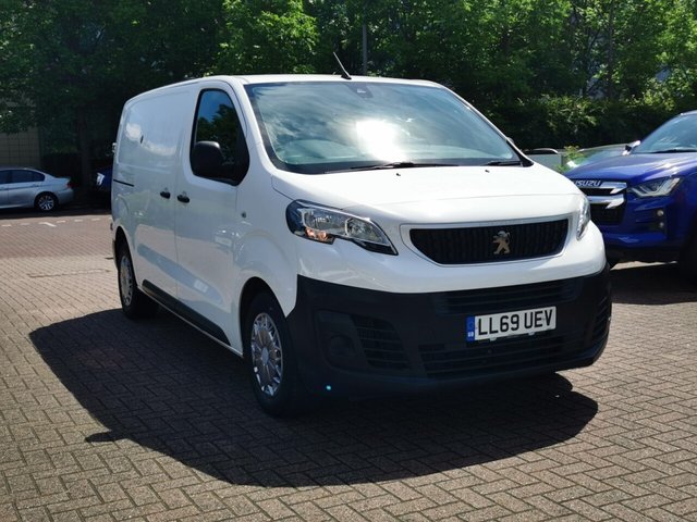 View our Peugeot Expert 2.0 BlueHDi 1400 Professional Standard Panel Van 6dr Diesel Manual MWB Euro 6 (s/s) (120 ps)