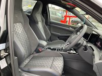 USED 2025 25 VOLKSWAGEN GOLF 1.5 eTSI MHEV R-Line Hatchback 5dr Petrol Hybrid DSG Euro 6 (s/s) (150 ps) 