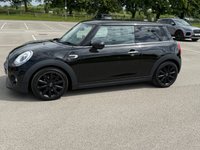 USED 2017 17 MINI HATCH 1.5 Cooper Hatchback 3dr Petrol Manual Euro 6 (s/s) (136 ps) CRUISE, HEATED SEATS, CLIMATE, A/C