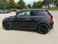 USED 2017 17 MINI HATCH 1.5 Cooper Hatchback 3dr Petrol Manual Euro 6 (s/s) (136 ps) CRUISE, HEATED SEATS, CLIMATE, A/C