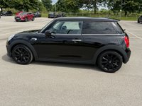 USED 2017 17 MINI HATCH 1.5 Cooper Hatchback 3dr Petrol Manual Euro 6 (s/s) (136 ps) CRUISE, HEATED SEATS, CLIMATE, A/C
