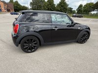 USED 2017 17 MINI HATCH 1.5 Cooper Hatchback 3dr Petrol Manual Euro 6 (s/s) (136 ps) CRUISE, HEATED SEATS, CLIMATE, A/C