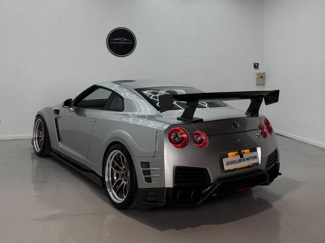 View our NISSAN GT-R