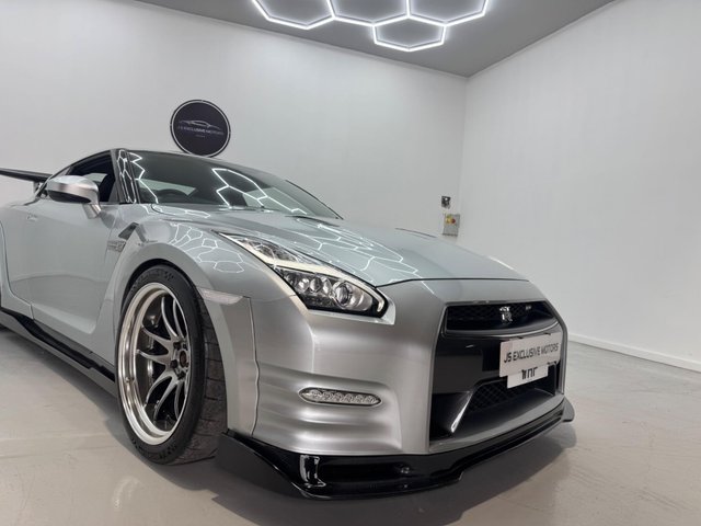 View our NISSAN GT-R