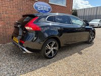 USED 2019 19 VOLVO V40 2.0 T2 R-Design Edition Hatchback 5dr Petrol Manual Euro 6 (s/s) (122 ps) 