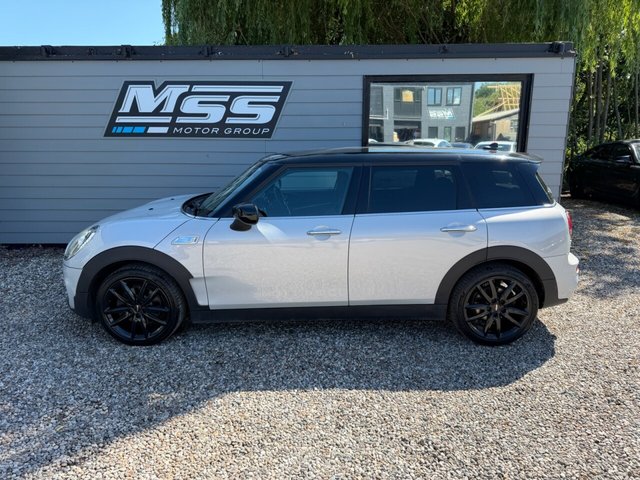 View our MINI CLUBMAN