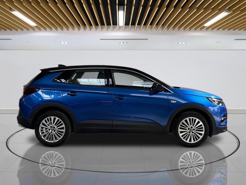 2019 Vauxhall Grandland X — image 3