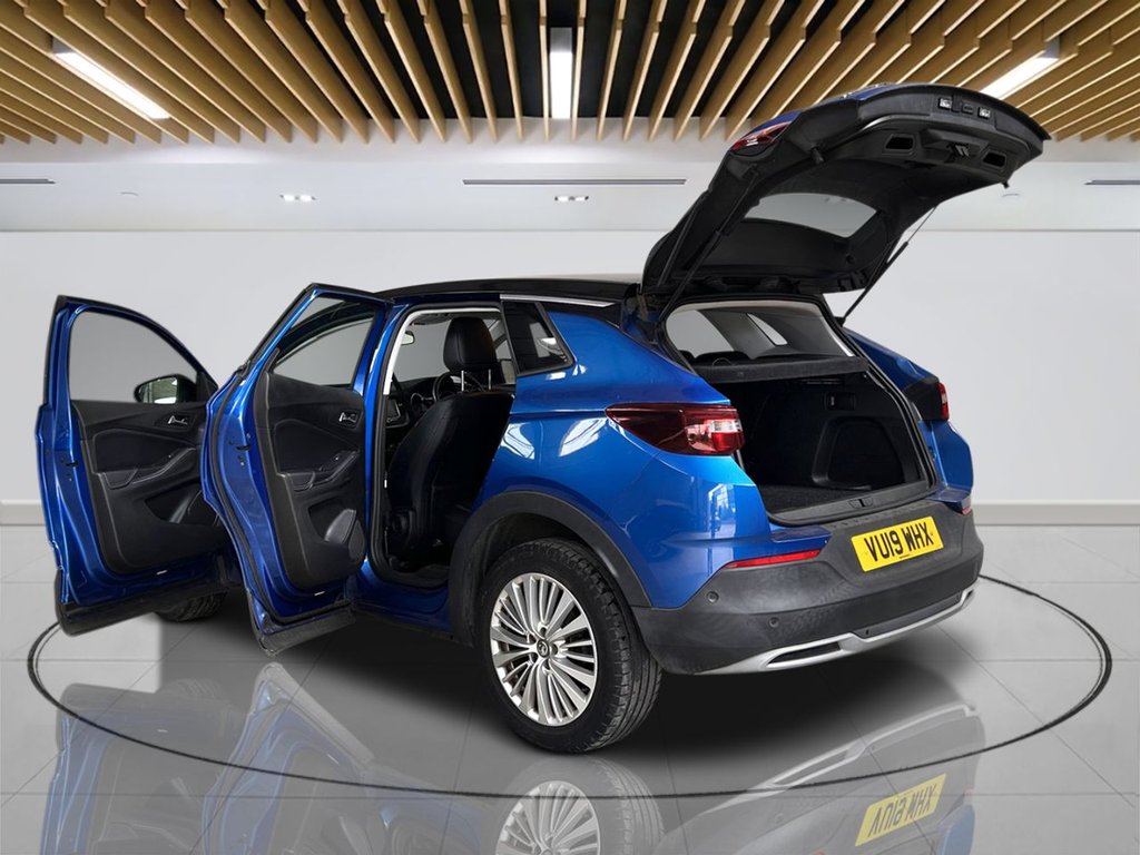 2019 Vauxhall Grandland X — image 4