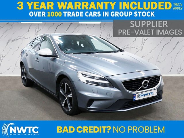 View our Volvo V40 2.0 T2 R-Design Edition Hatchback 5dr Petrol Manual Euro 6 (s/s) (122 ps) 1 FORMER OWNER! 