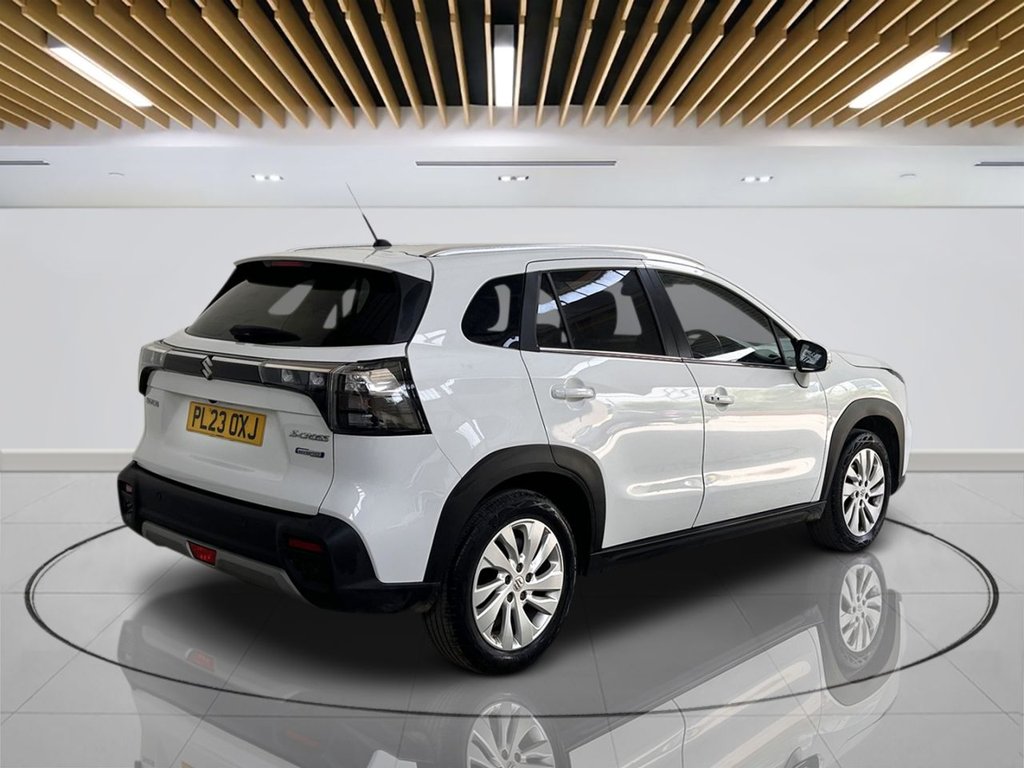 2023 Suzuki S-Cross — image 7