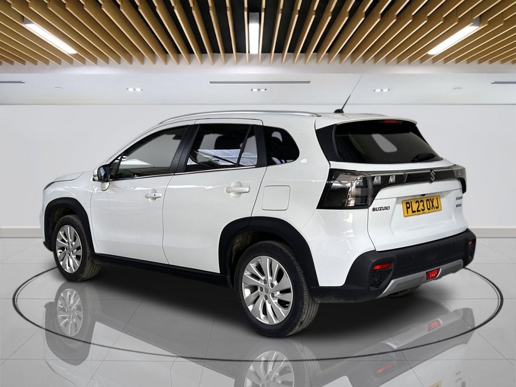 2023 Suzuki S-Cross — image 6