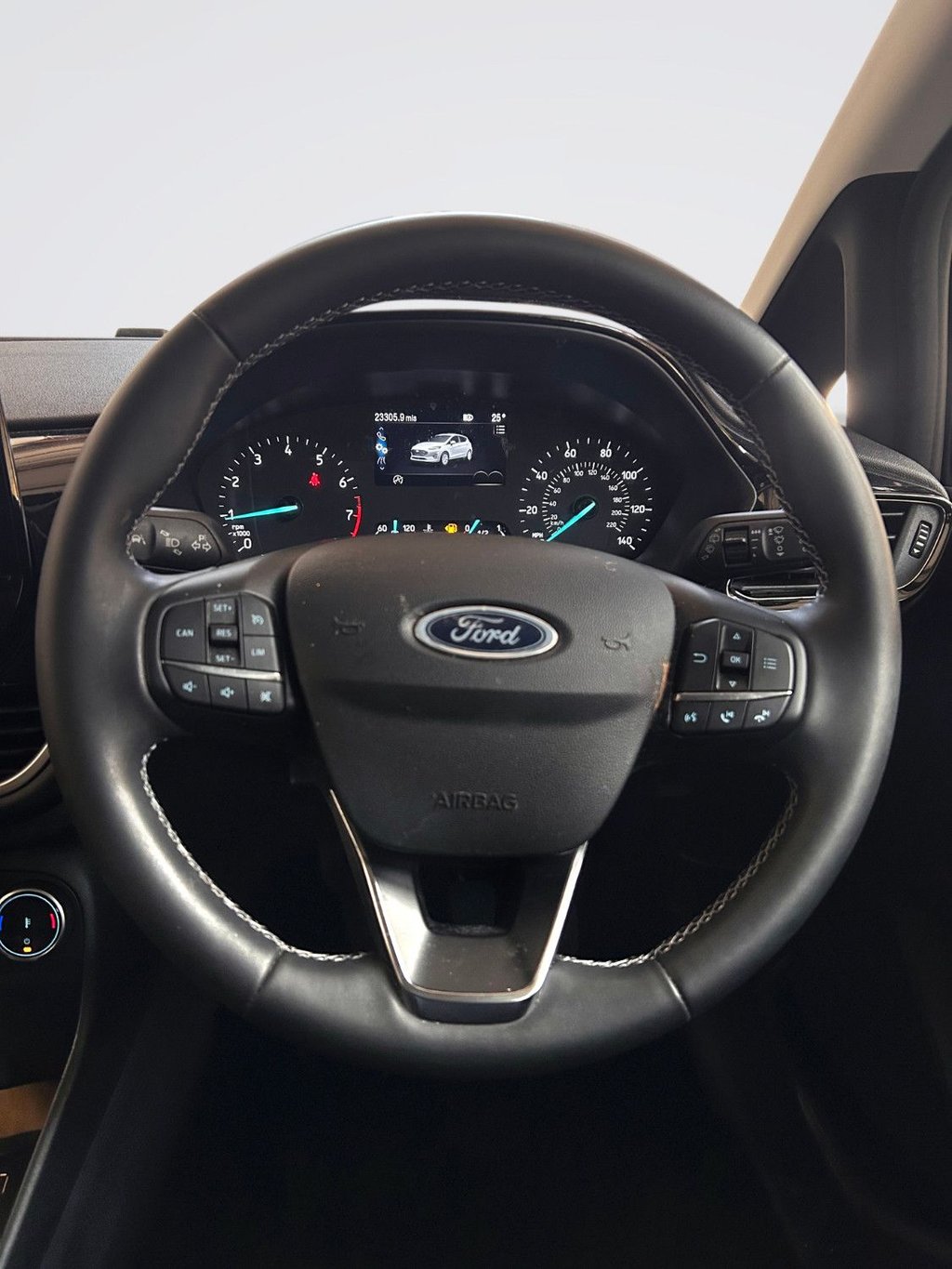 2023 Ford Fiesta — image 7