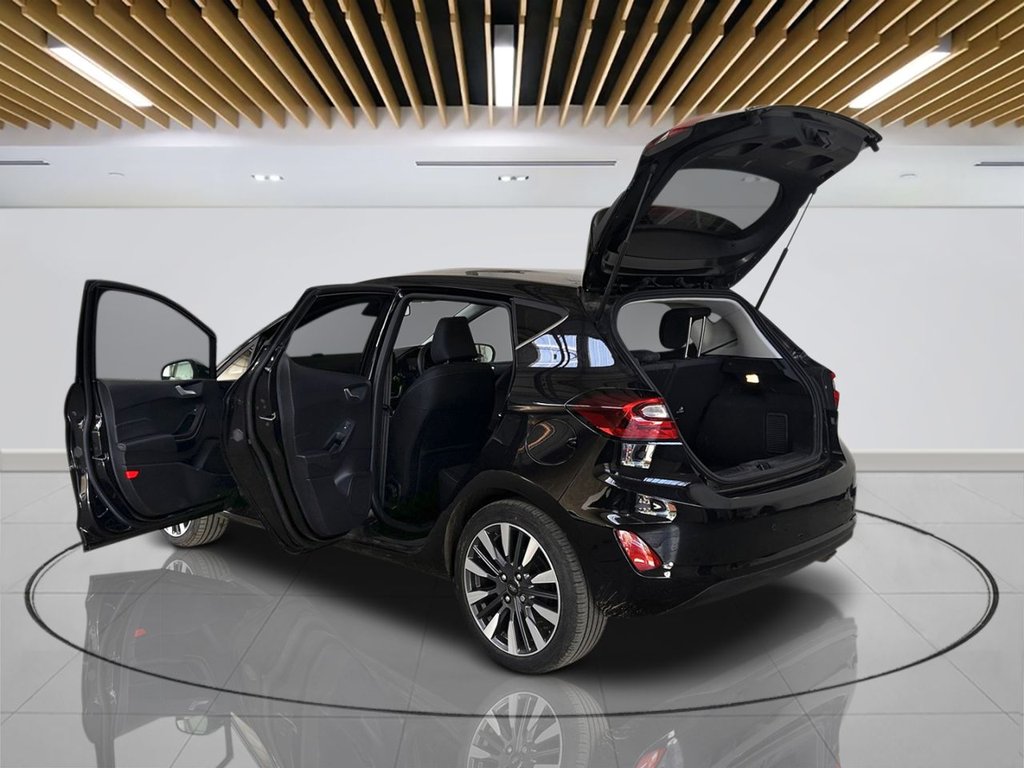2023 Ford Fiesta — image 3