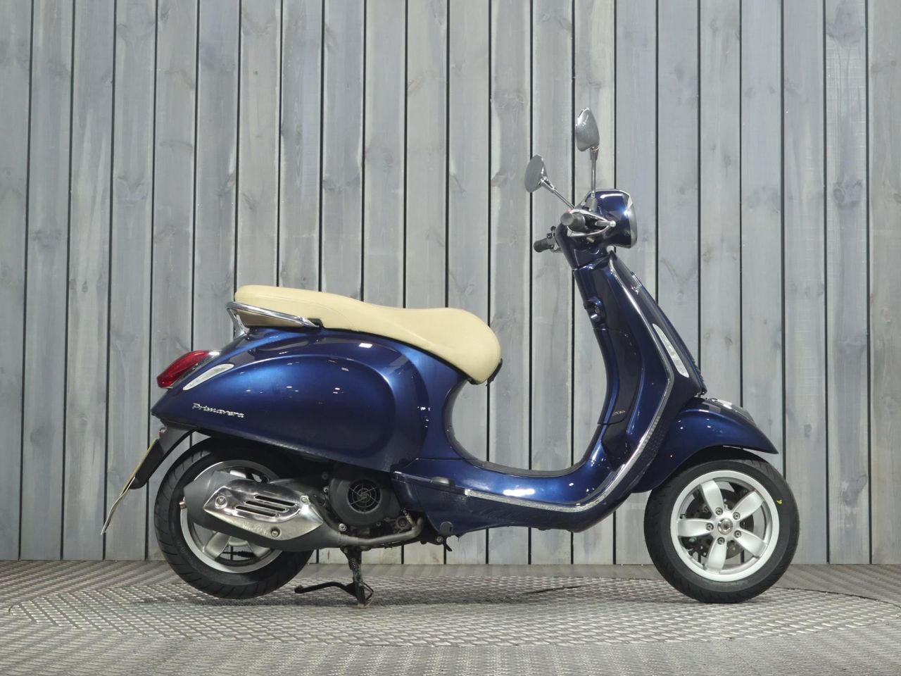 PIAGGIO Vespa Primavera 125