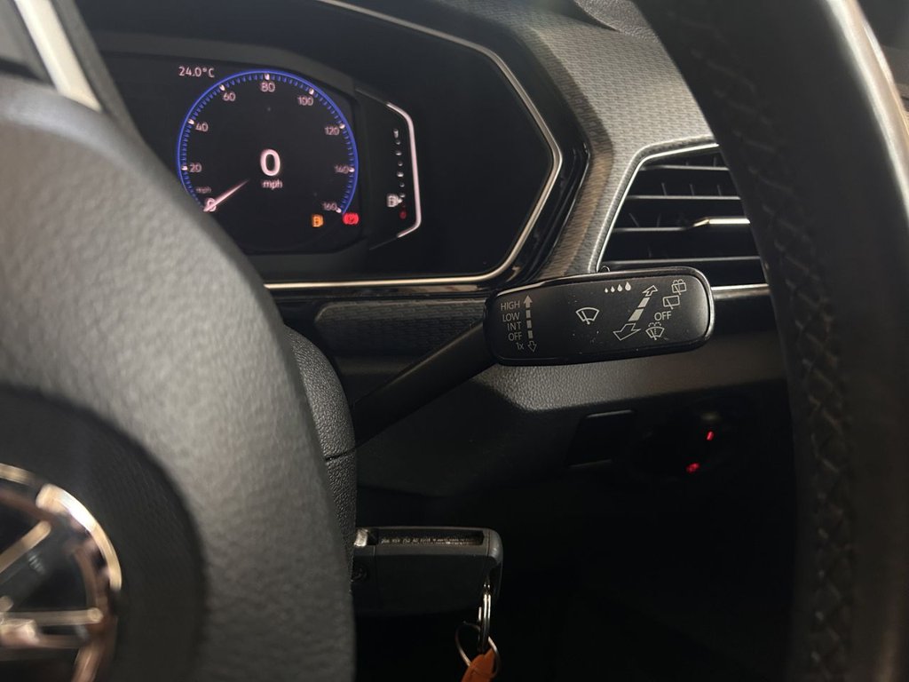 2019 Volkswagen T-Cross — image 14