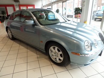 2001 JAGUAR S-TYPE 3.0 V6 Saloon 4dr Petrol Manual (270 g/km, 240 bhp) &pound;5495.00