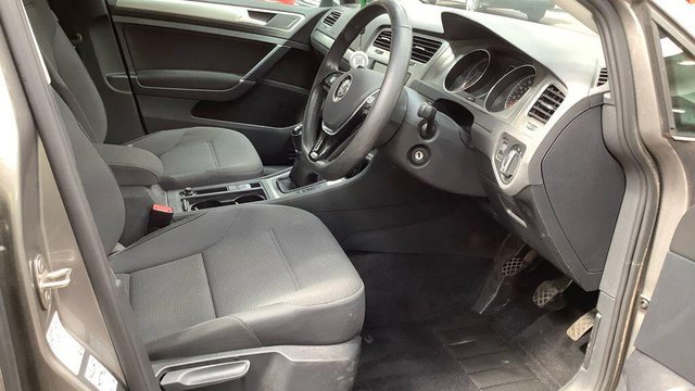 View our VOLKSWAGEN GOLF