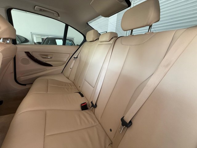 View our BMW 3 SERIES