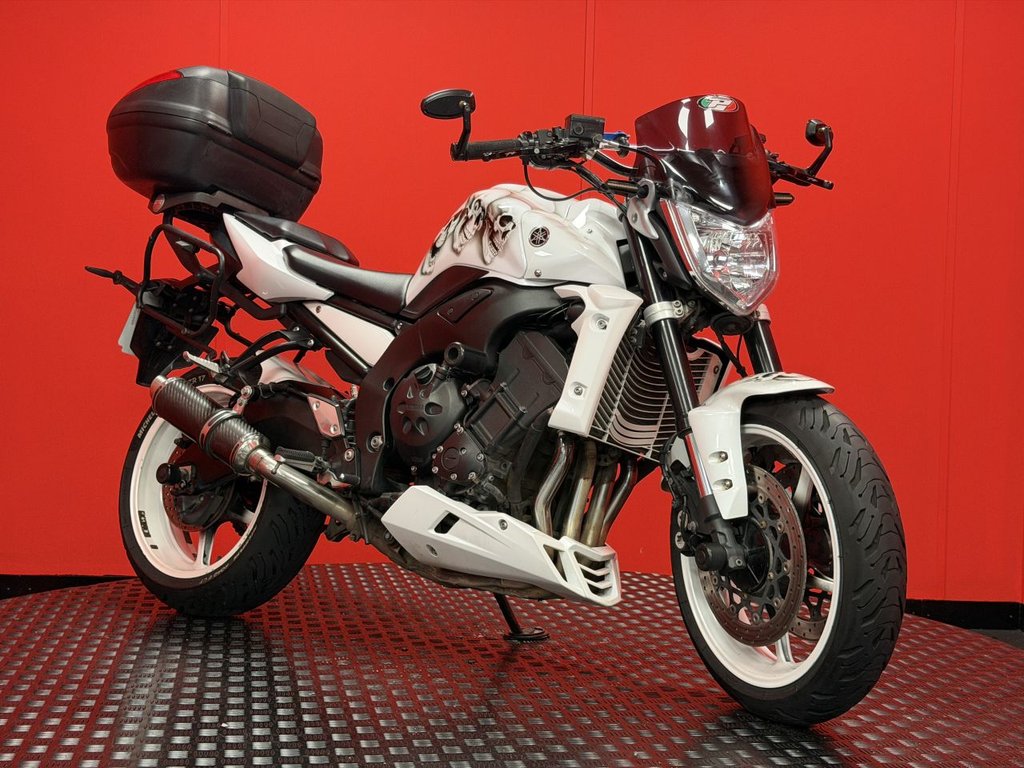 USED 2010 10 YAMAHA FZ 1 N TRADE BIKES AT TRADE PRICES CUSTOM AIR BRUSH PAINT