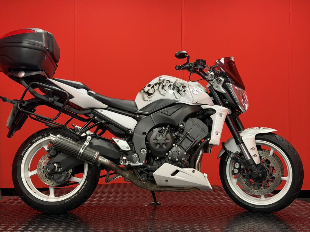 USED 2010 10 YAMAHA FZ 1 N TRADE BIKES AT TRADE PRICES CUSTOM AIR BRUSH PAINT