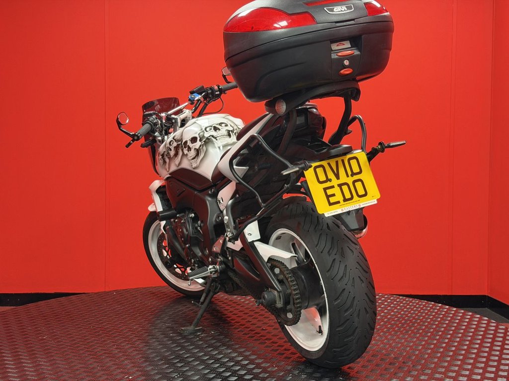 USED 2010 10 YAMAHA FZ 1 N TRADE BIKES AT TRADE PRICES CUSTOM AIR BRUSH PAINT