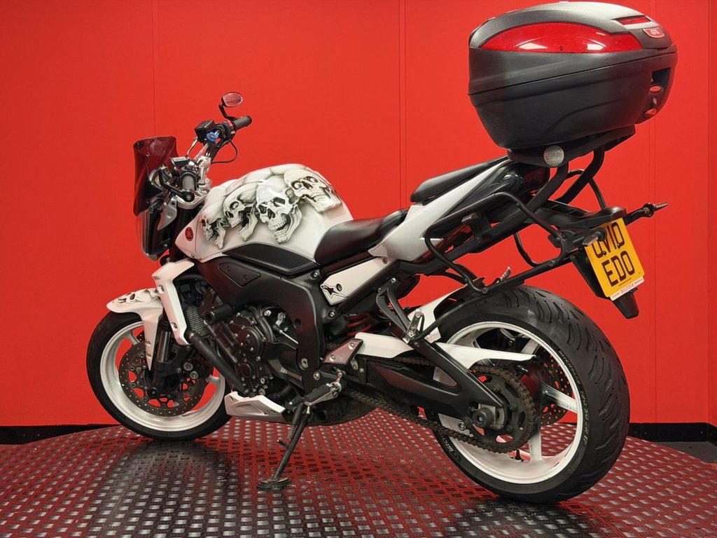 USED 2010 10 YAMAHA FZ 1 N TRADE BIKES AT TRADE PRICES CUSTOM AIR BRUSH PAINT
