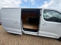 USED 2023 73 VAUXHALL VIVARO 1.5 Turbo D 2900 Pro Panel Van 6dr Diesel Manual L2 H1 Euro 6 (s/s) (100 ps) Drives superb !