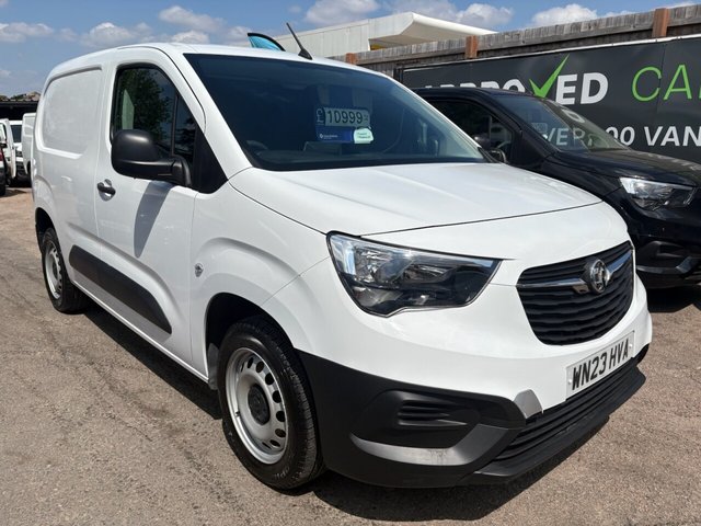 View our Vauxhall Combo White 1.5 Turbo D 2300 Prime van, 35,300 miles, Euro 6, 6-speed manual, A/C, Cruise, 8in Touchscreen, Rear sensors. Plus VAT @ 20%!