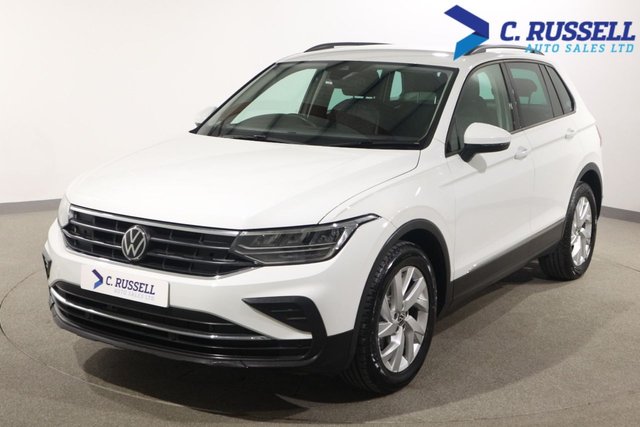 View our Volkswagen Tiguan 1.5 TSI Life SUV 5dr Petrol DSG Euro 6 (s/s) (150 ps)