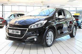 2018 PEUGEOT 208 1.2 PureTech Signature Hatchback 5dr Petrol Manual Euro 6 (s/s) (82 ps) £7490.00