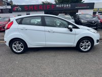 USED 2015 15 FORD FIESTA 1.6 Zetec Hatchback 5dr Petrol Powershift Euro 6 (105 ps) Buy with Complete Confidence from Sheriff Motors. This vehicle is ready to drive away today, having recently undergone preparation for a previous customer order that unfortunately could not proceed due to finance circumstances changing at the last stage. As with all our vehicles, it has been extensively road tested and thoroughly inspected prior to sale. Each vehicle comes with a new 1 year MOT with all advisories and failures rectified at no additional cost, plus a full oil and filter service.