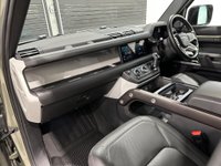 USED 2023 23 LAND ROVER DEFENDER 110 3.0 D250 MHEV SE Hard Top SUV Auto 4WD MWB Euro 6 (s/s) 5dr Tow Bar - Heads Up Display