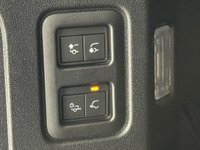 USED 2023 23 LAND ROVER DEFENDER 110 3.0 D250 MHEV SE Hard Top SUV Auto 4WD MWB Euro 6 (s/s) 5dr Tow Bar - Heads Up Display