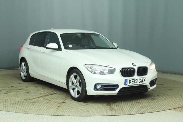 View our BMW 1 Series 1.5 118i GPF Sport Hatchback 5dr Petrol Auto Euro 6 (s/s) (136 ps)